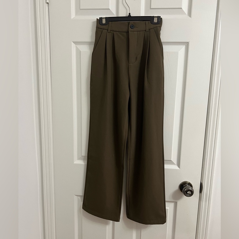 Stylish Brown Pleated Wide-Leg Elastic Waist Business Casual Trouser Pants